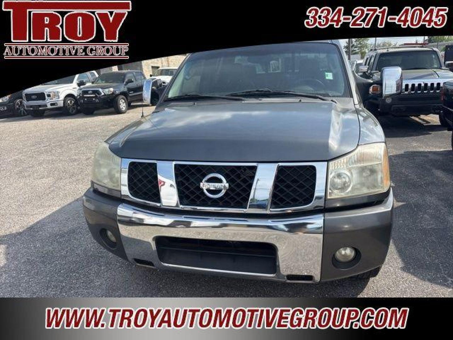 2004 Smoke /Graphite Nissan Titan LE (1N6AA07A74N) with an 5.6L V8 SMPI DOHC engine, Automatic transmission, located at 6812 Atlanta Hwy, Montgomery, AL, 36117, (334) 271-4045, 32.382118, -86.178673 - Leather Interior!!<br>Power Sunroof!!<br>Tow Package!! - Photo#36