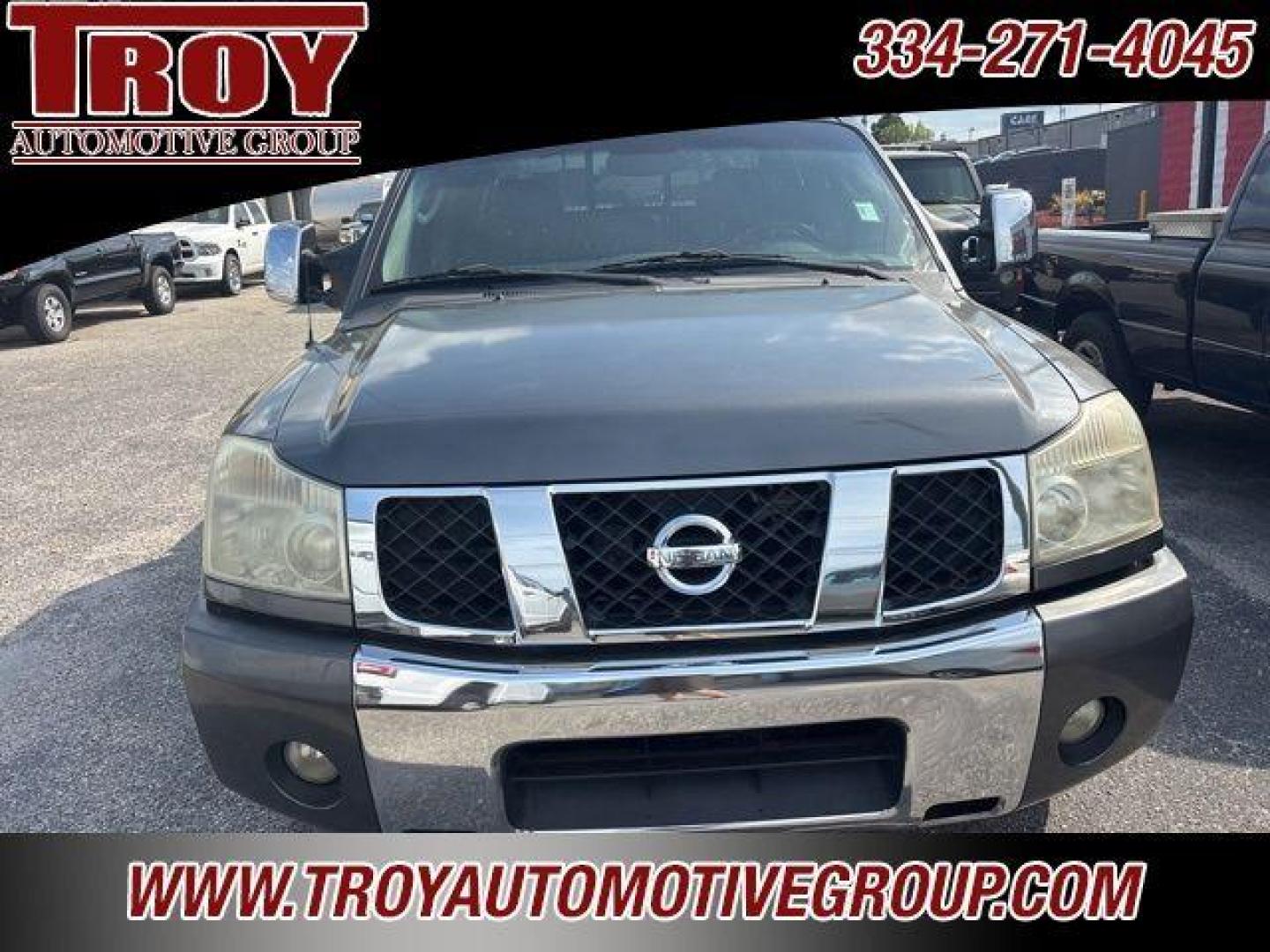 2004 Smoke /Graphite Nissan Titan LE (1N6AA07A74N) with an 5.6L V8 SMPI DOHC engine, Automatic transmission, located at 6812 Atlanta Hwy, Montgomery, AL, 36117, (334) 271-4045, 32.382118, -86.178673 - Leather Interior!!<br>Power Sunroof!!<br>Tow Package!! - Photo#37