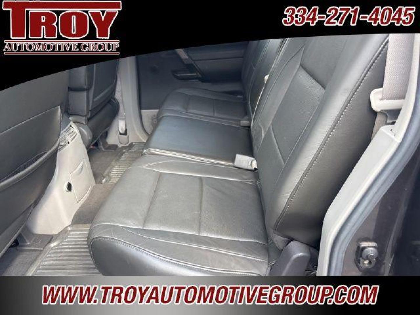 2004 Smoke /Graphite Nissan Titan LE (1N6AA07A74N) with an 5.6L V8 SMPI DOHC engine, Automatic transmission, located at 6812 Atlanta Hwy, Montgomery, AL, 36117, (334) 271-4045, 32.382118, -86.178673 - Leather Interior!!<br>Power Sunroof!!<br>Tow Package!! - Photo#40