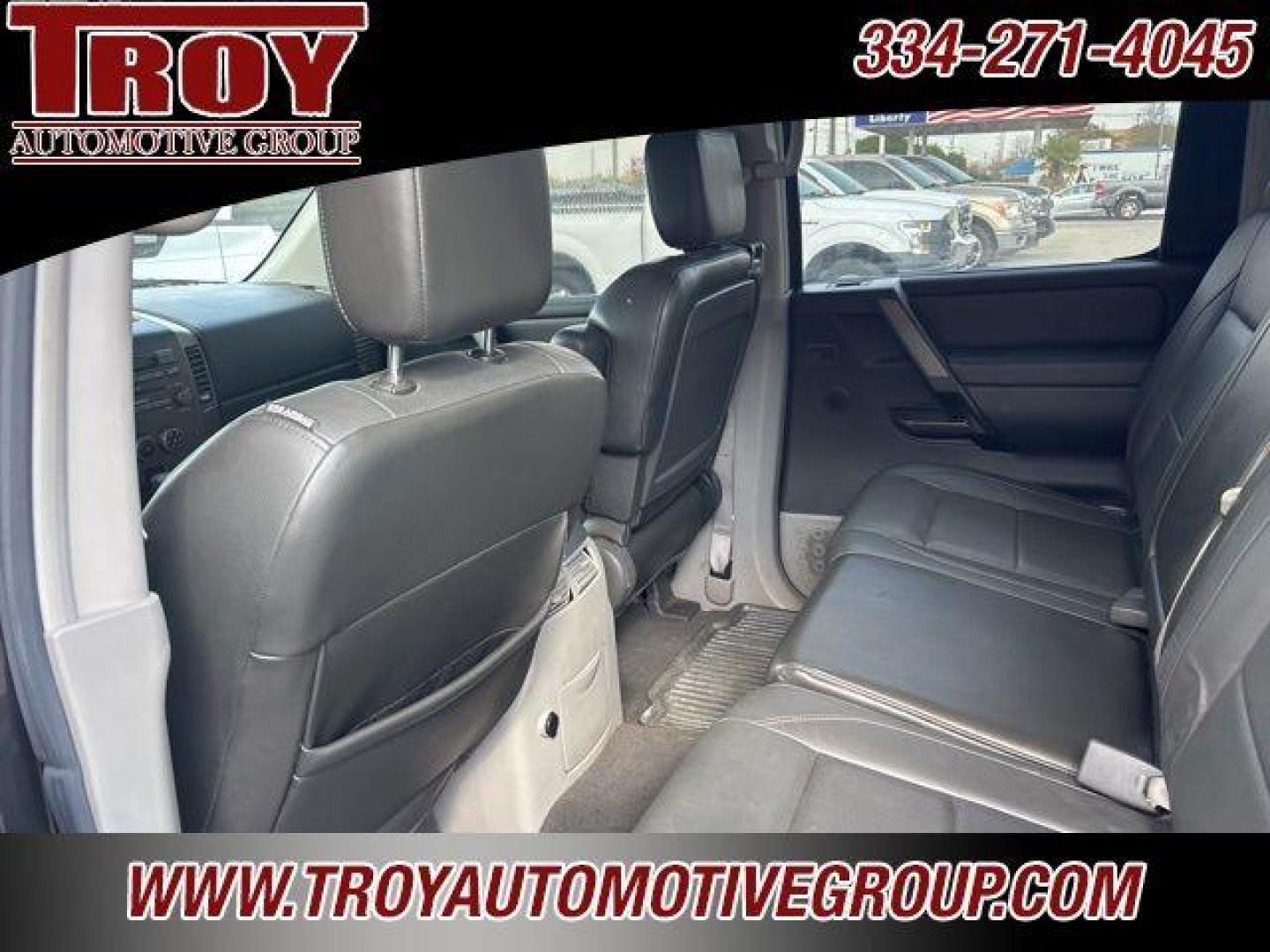 2004 Smoke /Graphite Nissan Titan LE (1N6AA07A74N) with an 5.6L V8 SMPI DOHC engine, Automatic transmission, located at 6812 Atlanta Hwy, Montgomery, AL, 36117, (334) 271-4045, 32.382118, -86.178673 - Leather Interior!!<br>Power Sunroof!!<br>Tow Package!! - Photo#41