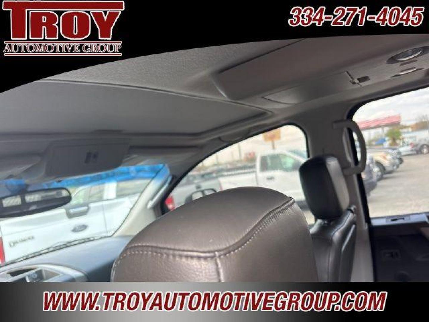 2004 Smoke /Graphite Nissan Titan LE (1N6AA07A74N) with an 5.6L V8 SMPI DOHC engine, Automatic transmission, located at 6812 Atlanta Hwy, Montgomery, AL, 36117, (334) 271-4045, 32.382118, -86.178673 - Leather Interior!!<br>Power Sunroof!!<br>Tow Package!! - Photo#42