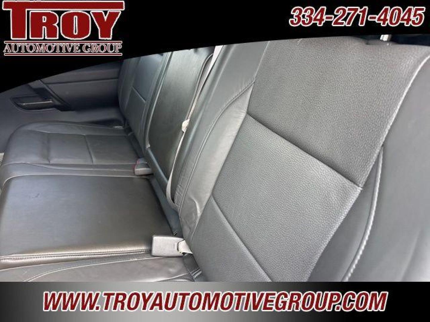 2004 Smoke /Graphite Nissan Titan LE (1N6AA07A74N) with an 5.6L V8 SMPI DOHC engine, Automatic transmission, located at 6812 Atlanta Hwy, Montgomery, AL, 36117, (334) 271-4045, 32.382118, -86.178673 - Leather Interior!!<br>Power Sunroof!!<br>Tow Package!! - Photo#45