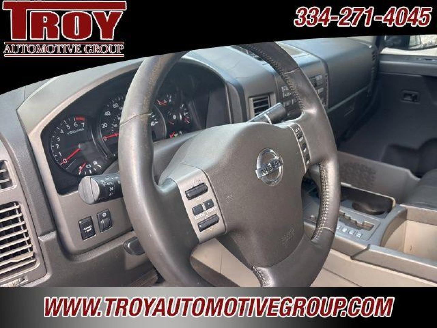 2004 Smoke /Graphite Nissan Titan LE (1N6AA07A74N) with an 5.6L V8 SMPI DOHC engine, Automatic transmission, located at 6812 Atlanta Hwy, Montgomery, AL, 36117, (334) 271-4045, 32.382118, -86.178673 - Leather Interior!!<br>Power Sunroof!!<br>Tow Package!! - Photo#48