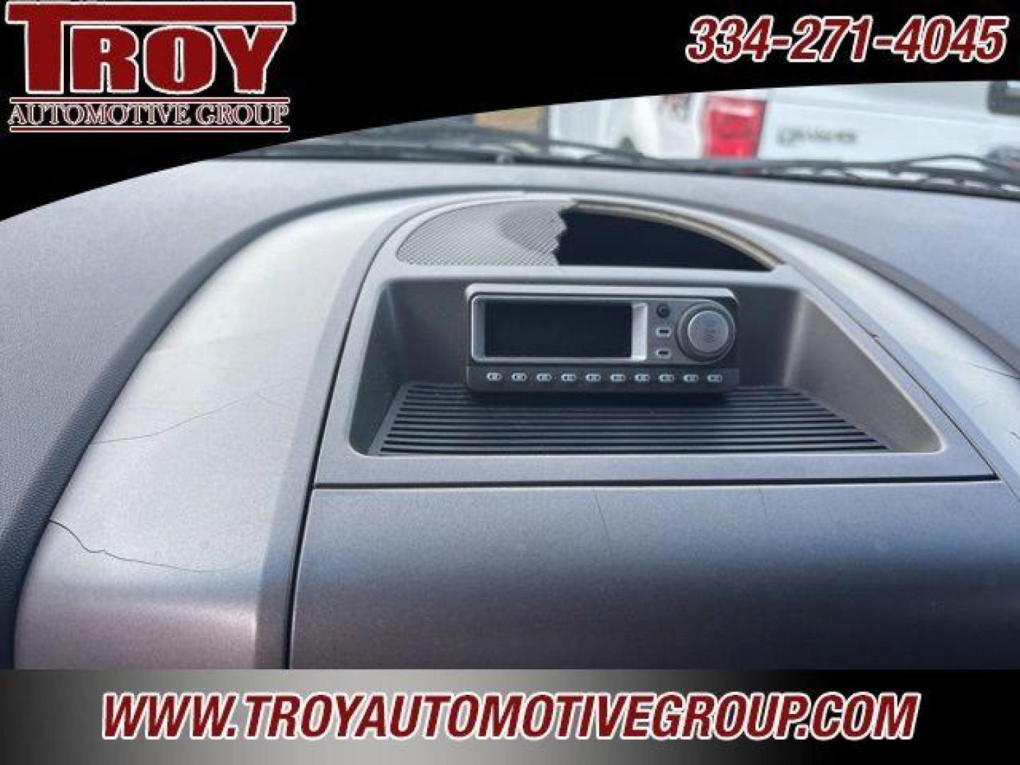 2004 Smoke /Graphite Nissan Titan LE (1N6AA07A74N) with an 5.6L V8 SMPI DOHC engine, Automatic transmission, located at 6812 Atlanta Hwy, Montgomery, AL, 36117, (334) 271-4045, 32.382118, -86.178673 - Leather Interior!!<br>Power Sunroof!!<br>Tow Package!! - Photo#53