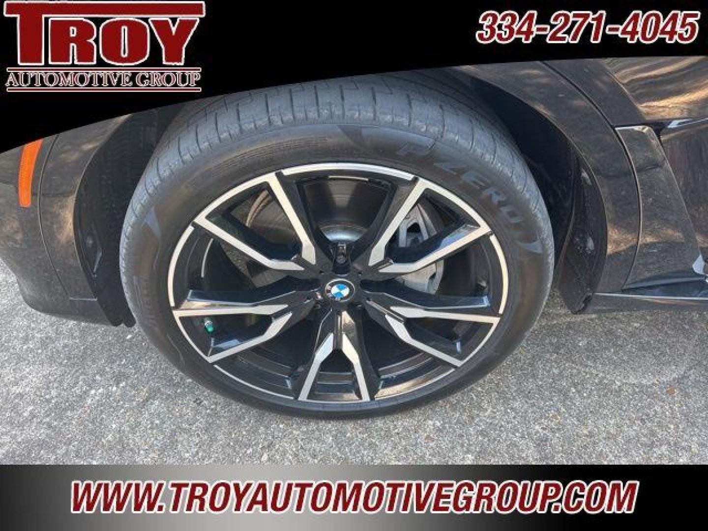 2020 Black Sapphire Metallic /Ivory White BMW X7 xDrive40i (5UXCW2C00L9) with an 3.0L I6 DOHC 24V engine, Automatic transmission, located at 6812 Atlanta Hwy, Montgomery, AL, 36117, (334) 271-4045, 32.382118, -86.178673 - Photo#8