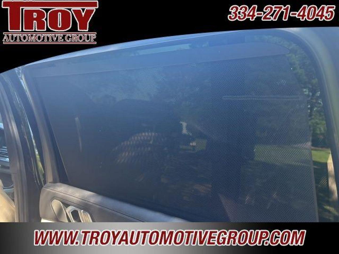 2020 Black Sapphire Metallic /Ivory White BMW X7 xDrive40i (5UXCW2C00L9) with an 3.0L I6 DOHC 24V engine, Automatic transmission, located at 6812 Atlanta Hwy, Montgomery, AL, 36117, (334) 271-4045, 32.382118, -86.178673 - Photo#13