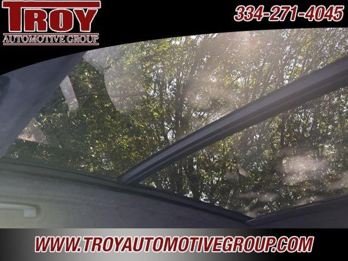 2020 Black Sapphire Metallic /Ivory White BMW X7 xDrive40i (5UXCW2C00L9) with an 3.0L I6 DOHC 24V engine, Automatic transmission, located at 6812 Atlanta Hwy, Montgomery, AL, 36117, (334) 271-4045, 32.382118, -86.178673 - Photo#41