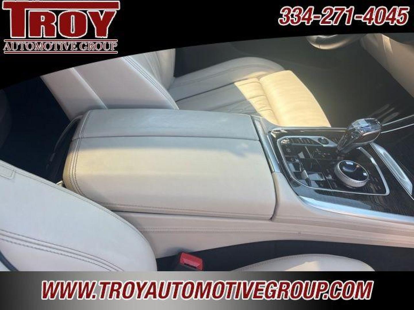 2020 Black Sapphire Metallic /Ivory White BMW X7 xDrive40i (5UXCW2C00L9) with an 3.0L I6 DOHC 24V engine, Automatic transmission, located at 6812 Atlanta Hwy, Montgomery, AL, 36117, (334) 271-4045, 32.382118, -86.178673 - Photo#68