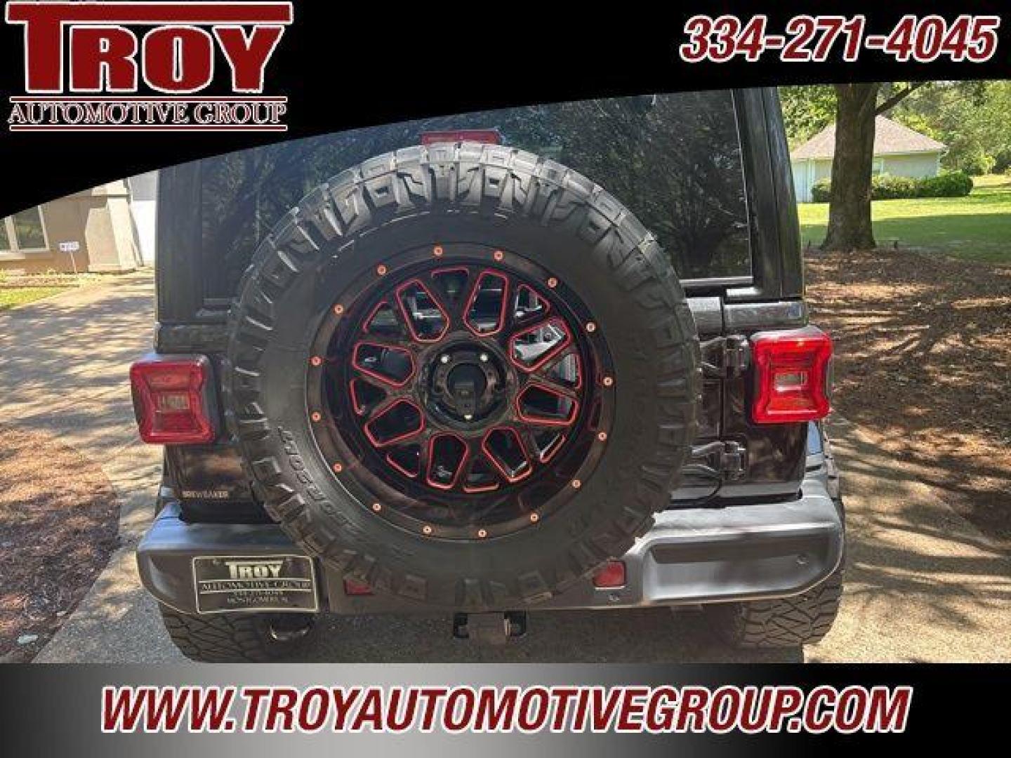 2019 Black Clearcoat /Black Jeep Wrangler Unlimited Moab (1C4HJXEG5KW) with an 3.6L V6 24V VVT engine, Automatic transmission, located at 6812 Atlanta Hwy, Montgomery, AL, 36117, (334) 271-4045, 32.382118, -86.178673 - Recent Arrival!<br><br>Black Clearcoat 2019 Jeep Wrangler Unlimited Moab 4WD 3.6L V6 24V VVT 8-Speed Automatic<br><br>Financing Available---Top Value for Trades. - Photo#16