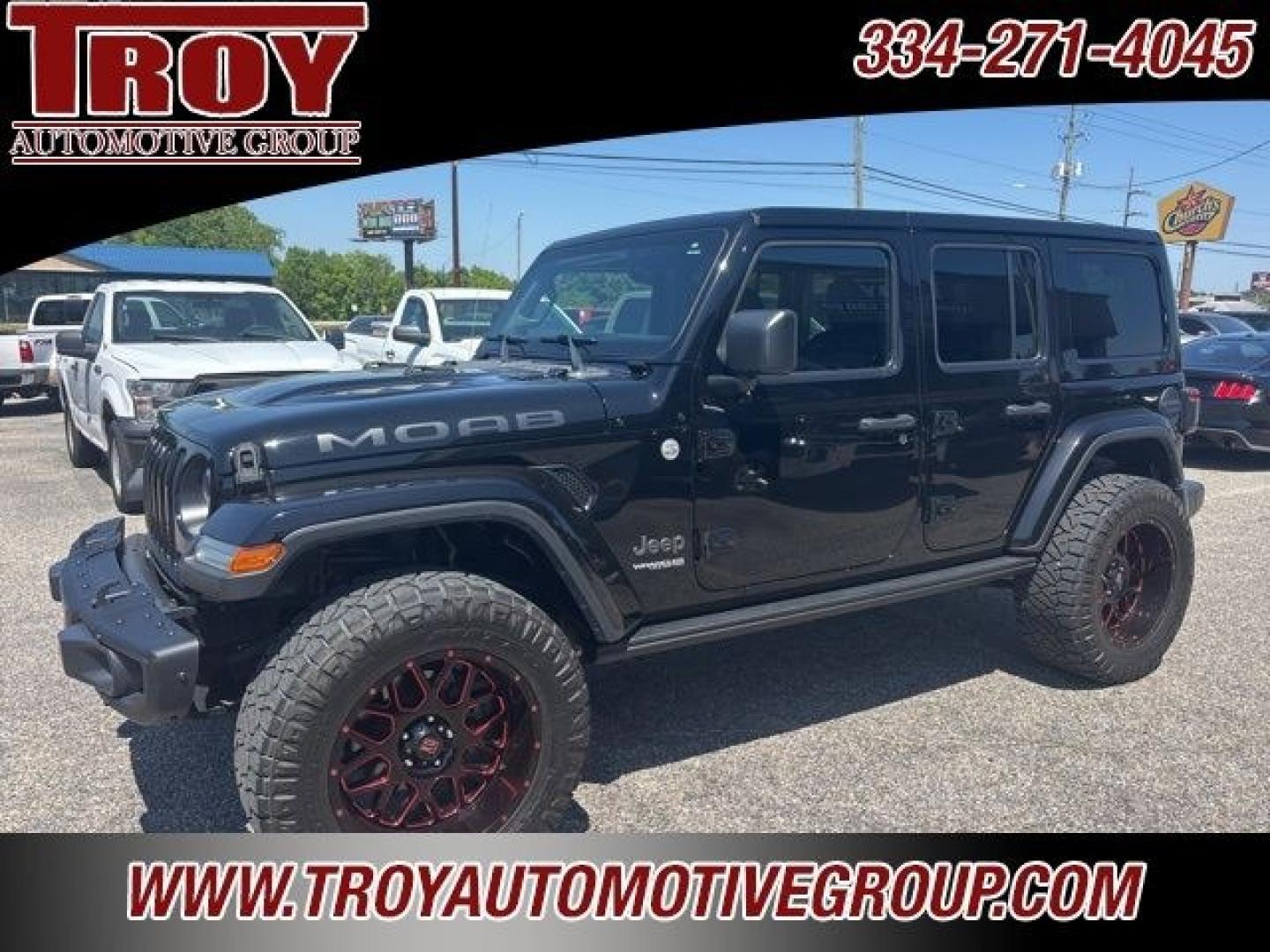 2019 Black Clearcoat /Black Jeep Wrangler Unlimited Sahara (1C4HJXEG5KW) with an 3.6L V6 24V VVT engine, Automatic transmission, located at 6812 Atlanta Hwy, Montgomery, AL, 36117, (334) 271-4045, 32.382118, -86.178673 - Black Clearcoat 2019 Jeep Wrangler Unlimited Sahara 4WD 3.6L V6 24V VVT 8-Speed Automatic<br><br>Financing Available---Top Value for Trades.<br><br>Odometer is 33769 miles below market average!- Photo#3