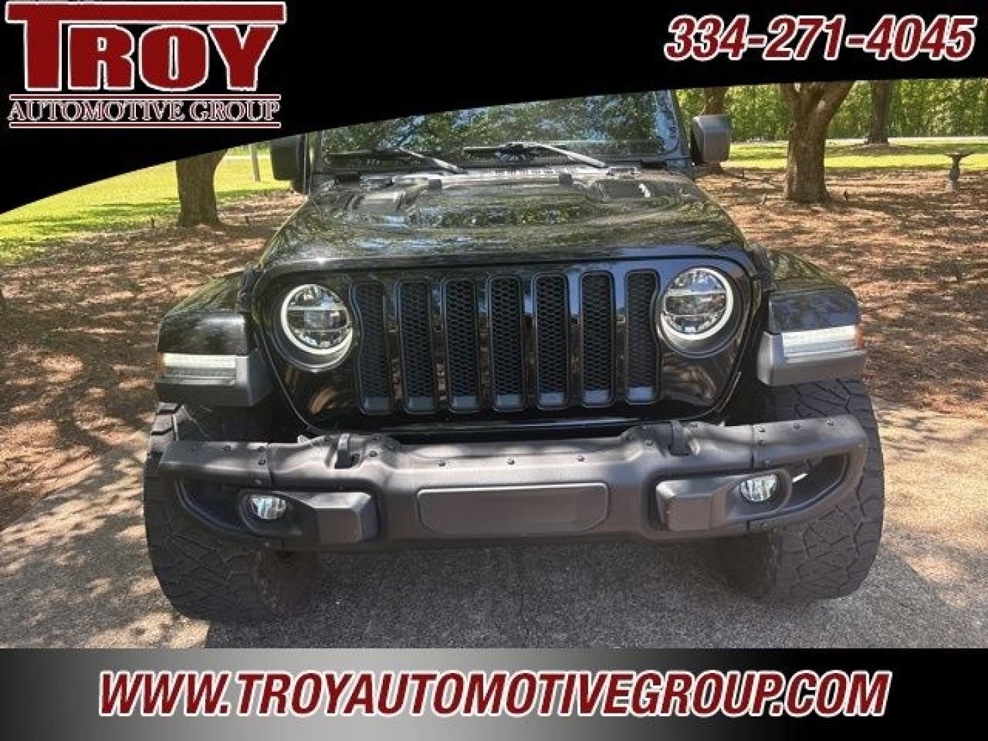 2019 Black Clearcoat /Black Jeep Wrangler Unlimited Sahara (1C4HJXEG5KW) with an 3.6L V6 24V VVT engine, Automatic transmission, located at 6812 Atlanta Hwy, Montgomery, AL, 36117, (334) 271-4045, 32.382118, -86.178673 - Black Clearcoat 2019 Jeep Wrangler Unlimited Sahara 4WD 3.6L V6 24V VVT 8-Speed Automatic<br><br>Financing Available---Top Value for Trades.<br><br>Odometer is 33769 miles below market average!- Photo#8