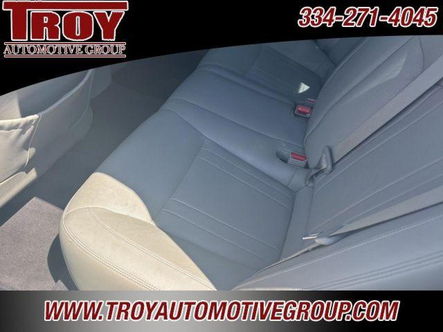 2016 Casablanca White /Grey Hyundai Genesis 3.8 (KMHGN4JE3GU) with an 3.8L V6 DGI DOHC Dual CVVT engine, Automatic transmission, located at 6812 Atlanta Hwy, Montgomery, AL, 36117, (334) 271-4045, 32.382118, -86.178673 - Photo#13