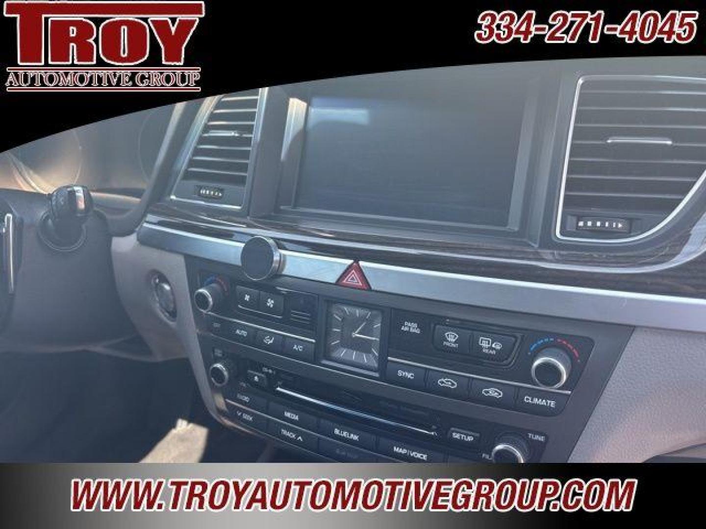 2016 Casablanca White /Grey Hyundai Genesis 3.8 (KMHGN4JE3GU) with an 3.8L V6 DGI DOHC Dual CVVT engine, Automatic transmission, located at 6812 Atlanta Hwy, Montgomery, AL, 36117, (334) 271-4045, 32.382118, -86.178673 - Photo#27