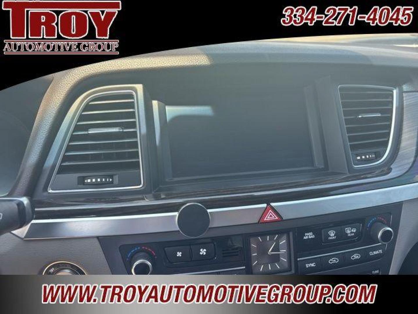 2016 Casablanca White /Grey Hyundai Genesis 3.8 (KMHGN4JE3GU) with an 3.8L V6 DGI DOHC Dual CVVT engine, Automatic transmission, located at 6812 Atlanta Hwy, Montgomery, AL, 36117, (334) 271-4045, 32.382118, -86.178673 - Photo#39