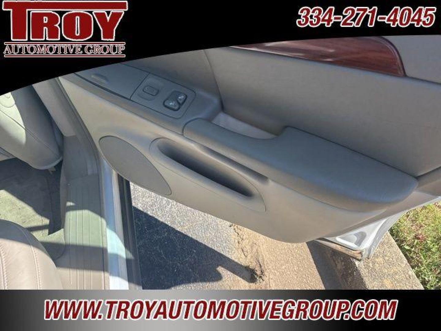 2004 White Lightning /Shale Cadillac DeVille Base (1G6KD54Y34U) with an Northstar 4.6L V8 SFI DOHC engine, Automatic transmission, located at 6812 Atlanta Hwy, Montgomery, AL, 36117, (334) 271-4045, 32.382118, -86.178673 - Photo#21