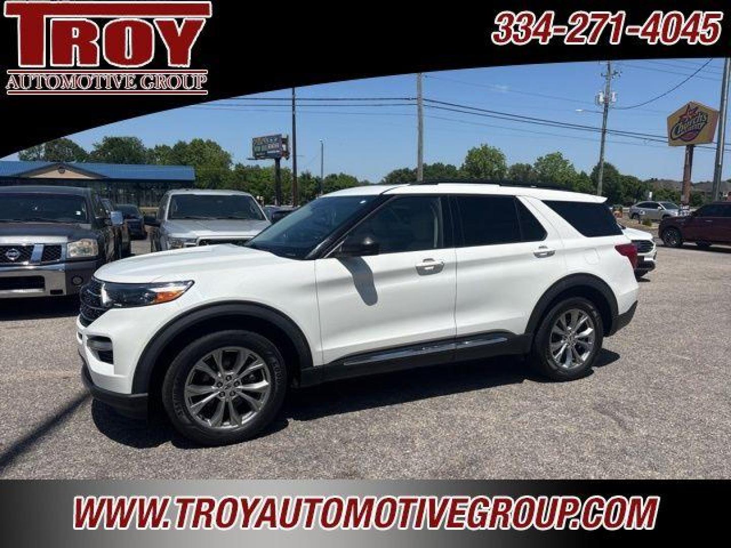 2020 White Metallic /Sandstone Ford Explorer XLT (1FMSK8DH1LG) with an 2.3L EcoBoost I-4 engine, Automatic transmission, located at 6812 Atlanta Hwy, Montgomery, AL, 36117, (334) 271-4045, 32.382118, -86.178673 - Panoramic Sunroof!!<br>Premium 20 Wheels!!<br>Heated Seats!!<br>Back up Camera!!<br>Blind Spot Monitors!! - Photo#2