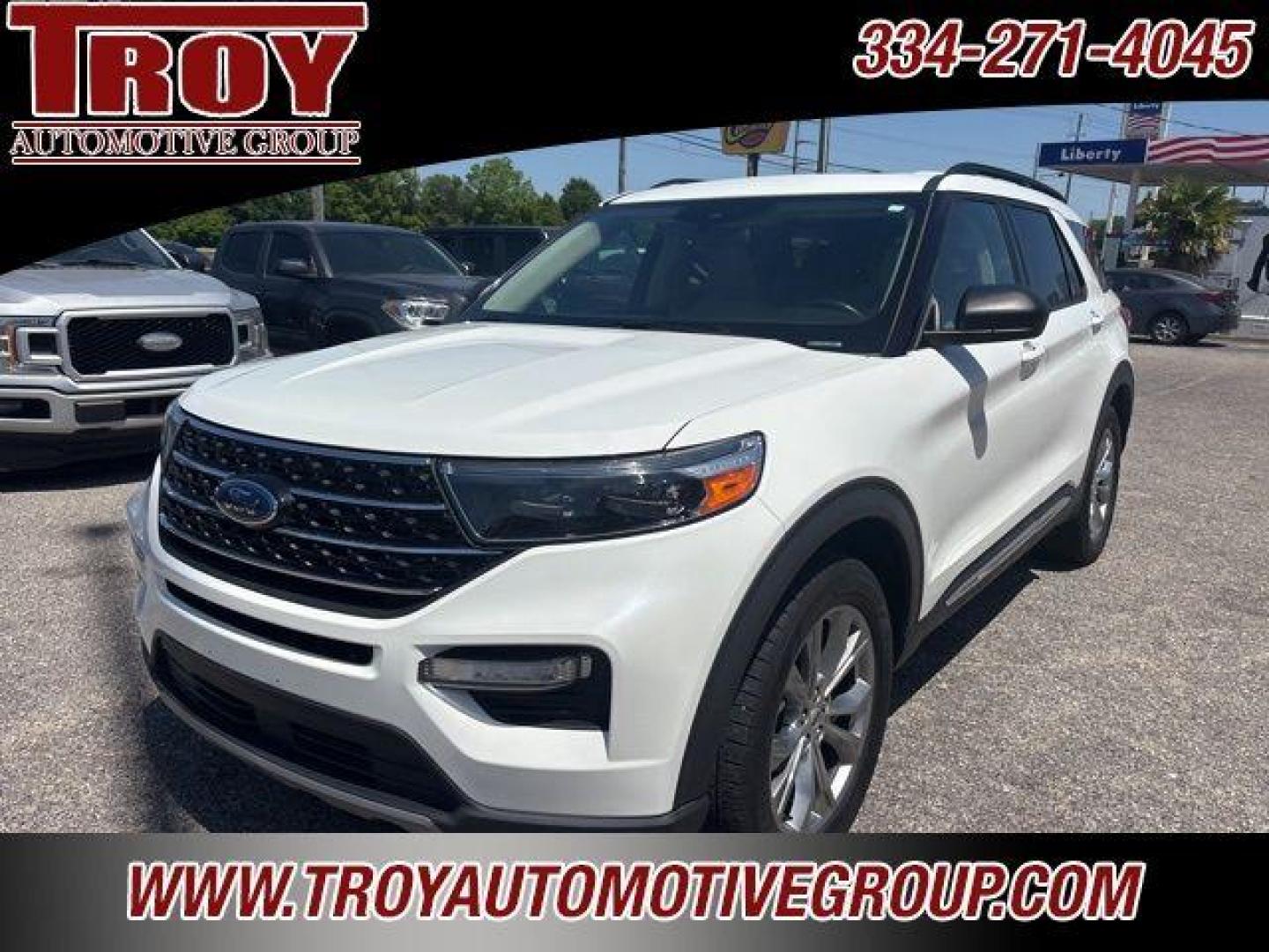 2020 White Metallic /Sandstone Ford Explorer XLT (1FMSK8DH1LG) with an 2.3L EcoBoost I-4 engine, Automatic transmission, located at 6812 Atlanta Hwy, Montgomery, AL, 36117, (334) 271-4045, 32.382118, -86.178673 - Panoramic Sunroof!!<br>Premium 20 Wheels!!<br>Heated Seats!!<br>Back up Camera!!<br>Blind Spot Monitors!! - Photo#4