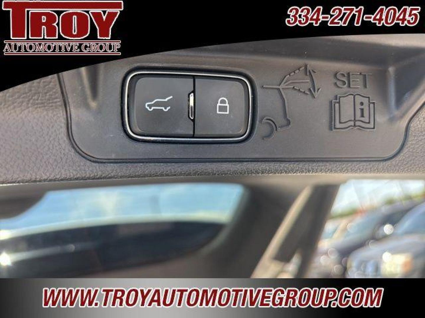 2020 White Metallic /Sandstone Ford Explorer XLT (1FMSK8DH1LG) with an 2.3L EcoBoost I-4 engine, Automatic transmission, located at 6812 Atlanta Hwy, Montgomery, AL, 36117, (334) 271-4045, 32.382118, -86.178673 - Panoramic Sunroof!!<br>Premium 20 Wheels!!<br>Heated Seats!!<br>Back up Camera!!<br>Blind Spot Monitors!! - Photo#25