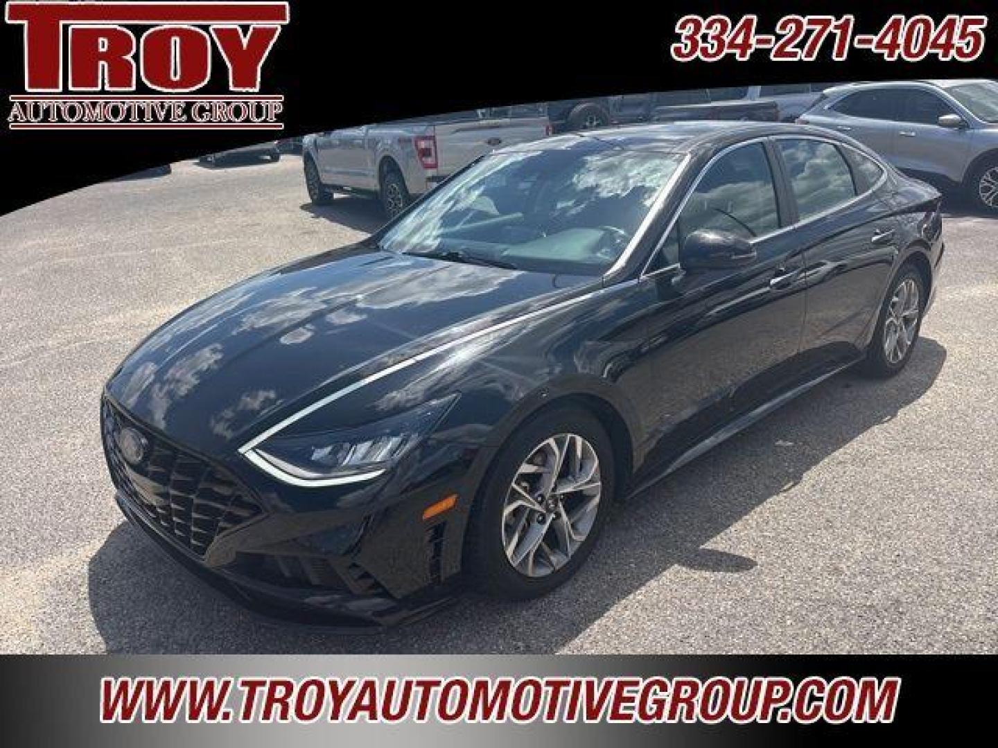 2021 Phantom Black /Black Hyundai Sonata SEL (5NPEF4JA6MH) with an 2.5L I4 engine, Automatic transmission, located at 6812 Atlanta Hwy, Montgomery, AL, 36117, (334) 271-4045, 32.382118, -86.178673 - Recent Arrival!<br><br>Phantom Black 2021 Hyundai Sonata SEL FWD 2.5L I4 8-Speed Automatic with Overdrive<br><br>Financing Available---Top Value for Trades.<br><br>27/37 City/Highway MPG<br><br><br>Awards:<br> * ALG Residual Value Awards, Residual Value Awards - Photo#4