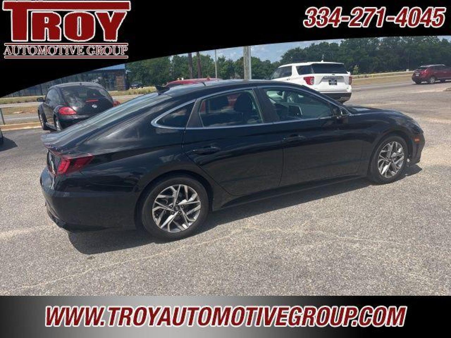 2021 Phantom Black /Black Hyundai Sonata SEL (5NPEF4JA6MH) with an 2.5L I4 engine, Automatic transmission, located at 6812 Atlanta Hwy, Montgomery, AL, 36117, (334) 271-4045, 32.382118, -86.178673 - Recent Arrival!<br><br>Phantom Black 2021 Hyundai Sonata SEL FWD 2.5L I4 8-Speed Automatic with Overdrive<br><br>Financing Available---Top Value for Trades.<br><br>27/37 City/Highway MPG<br><br><br>Awards:<br> * ALG Residual Value Awards, Residual Value Awards - Photo#9