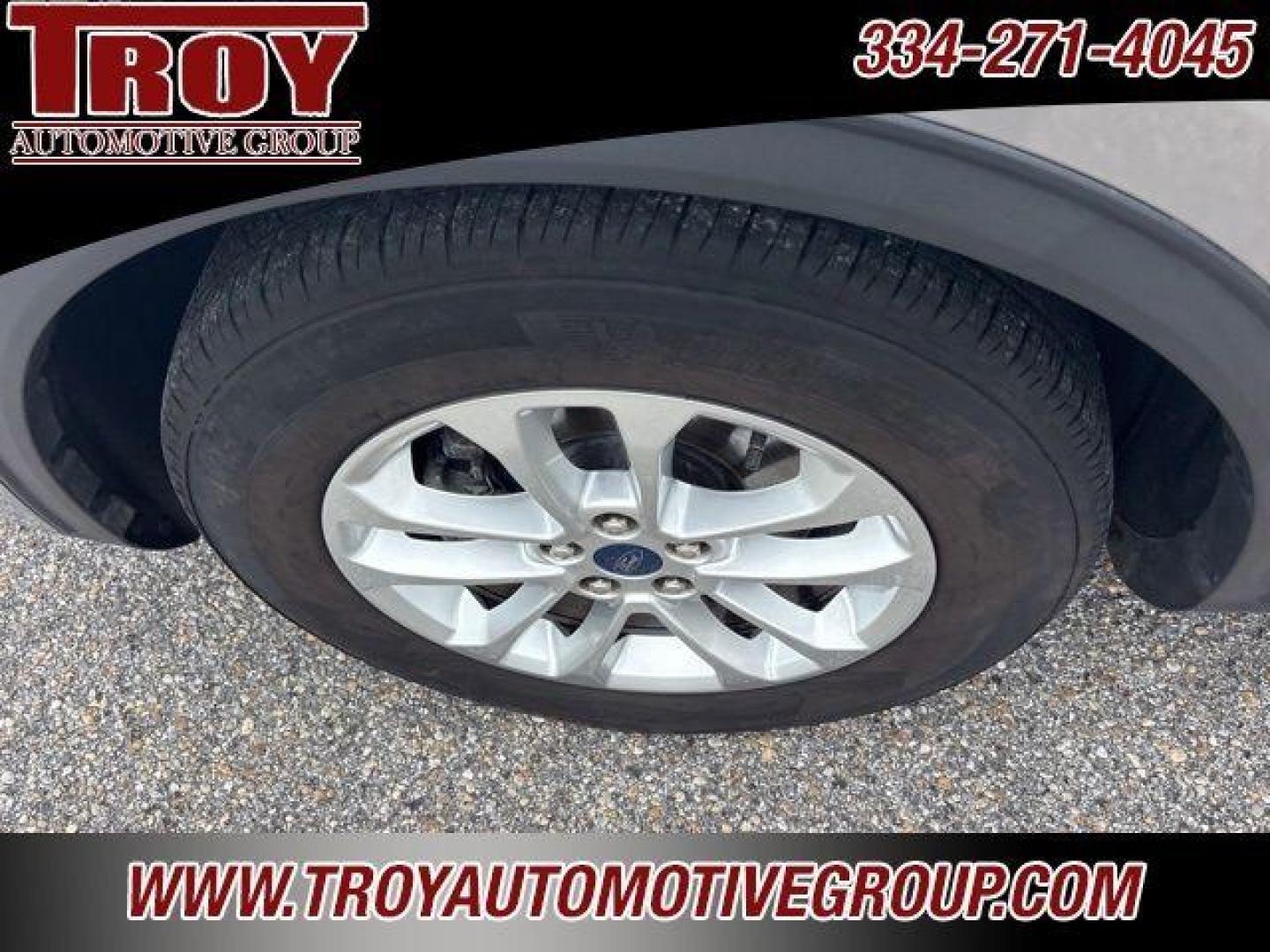 2021 Silver Metallic /Gray Ford Escape SE (1FMCU0G67MU) with an 1.5L EcoBoost engine, Automatic transmission, located at 6812 Atlanta Hwy, Montgomery, AL, 36117, (334) 271-4045, 32.382118, -86.178673 - Recent Arrival! Priced below KBB Fair Purchase Price!<br><br>Silver Metallic 2021 Ford Escape SE FWD 1.5L EcoBoost 8-Speed Automatic<br><br>Financing Available---Top Value for Trades.<br><br>Odometer is 35718 miles below market average! 28/34 City/Highway MPG - Photo#15
