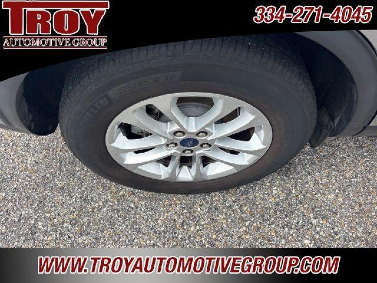 2021 Silver Metallic /Gray Ford Escape SE (1FMCU0G67MU) with an 1.5L EcoBoost engine, Automatic transmission, located at 6812 Atlanta Hwy, Montgomery, AL, 36117, (334) 271-4045, 32.382118, -86.178673 - Recent Arrival! Priced below KBB Fair Purchase Price!<br><br>Silver Metallic 2021 Ford Escape SE FWD 1.5L EcoBoost 8-Speed Automatic<br><br>Financing Available---Top Value for Trades.<br><br>Odometer is 35718 miles below market average! 28/34 City/Highway MPG - Photo#17