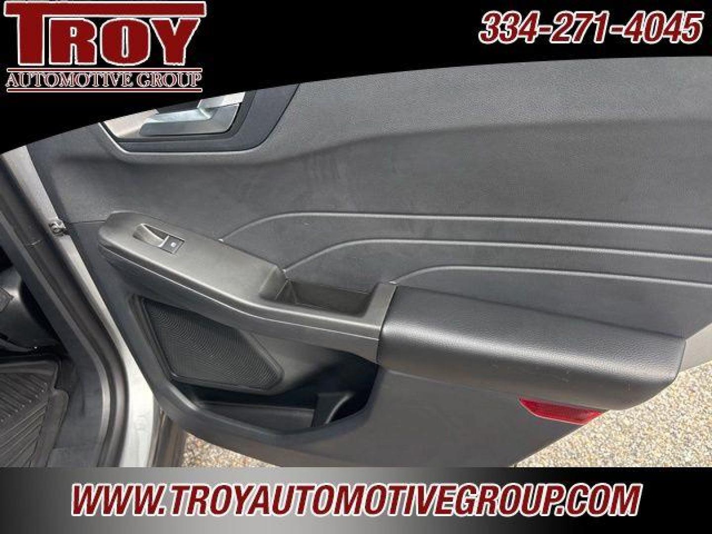 2021 Silver Metallic /Gray Ford Escape SE (1FMCU0G67MU) with an 1.5L EcoBoost engine, Automatic transmission, located at 6812 Atlanta Hwy, Montgomery, AL, 36117, (334) 271-4045, 32.382118, -86.178673 - Recent Arrival! Priced below KBB Fair Purchase Price!<br><br>Silver Metallic 2021 Ford Escape SE FWD 1.5L EcoBoost 8-Speed Automatic<br><br>Financing Available---Top Value for Trades.<br><br>Odometer is 35718 miles below market average! 28/34 City/Highway MPG - Photo#19