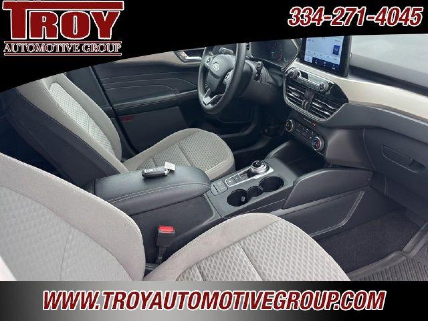2021 Silver Metallic /Gray Ford Escape SE (1FMCU0G67MU) with an 1.5L EcoBoost engine, Automatic transmission, located at 6812 Atlanta Hwy, Montgomery, AL, 36117, (334) 271-4045, 32.382118, -86.178673 - Recent Arrival! Priced below KBB Fair Purchase Price!<br><br>Silver Metallic 2021 Ford Escape SE FWD 1.5L EcoBoost 8-Speed Automatic<br><br>Financing Available---Top Value for Trades.<br><br>Odometer is 35718 miles below market average! 28/34 City/Highway MPG - Photo#25