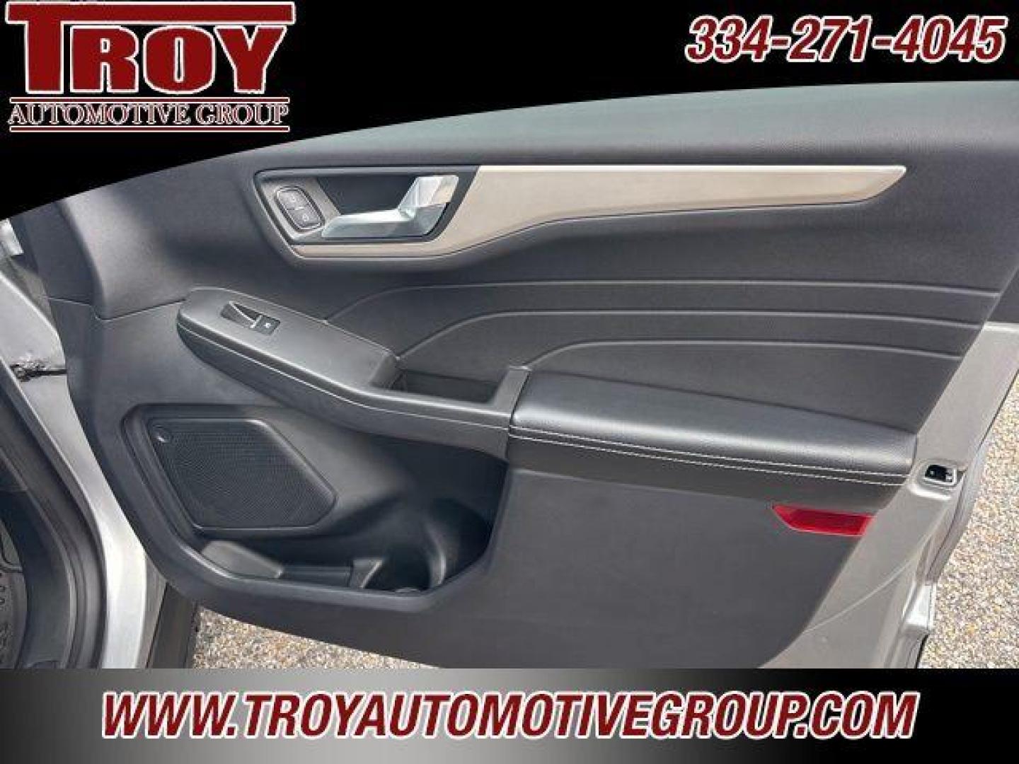 2021 Silver Metallic /Gray Ford Escape SE (1FMCU0G67MU) with an 1.5L EcoBoost engine, Automatic transmission, located at 6812 Atlanta Hwy, Montgomery, AL, 36117, (334) 271-4045, 32.382118, -86.178673 - Recent Arrival! Priced below KBB Fair Purchase Price!<br><br>Silver Metallic 2021 Ford Escape SE FWD 1.5L EcoBoost 8-Speed Automatic<br><br>Financing Available---Top Value for Trades.<br><br>Odometer is 35718 miles below market average! 28/34 City/Highway MPG - Photo#27