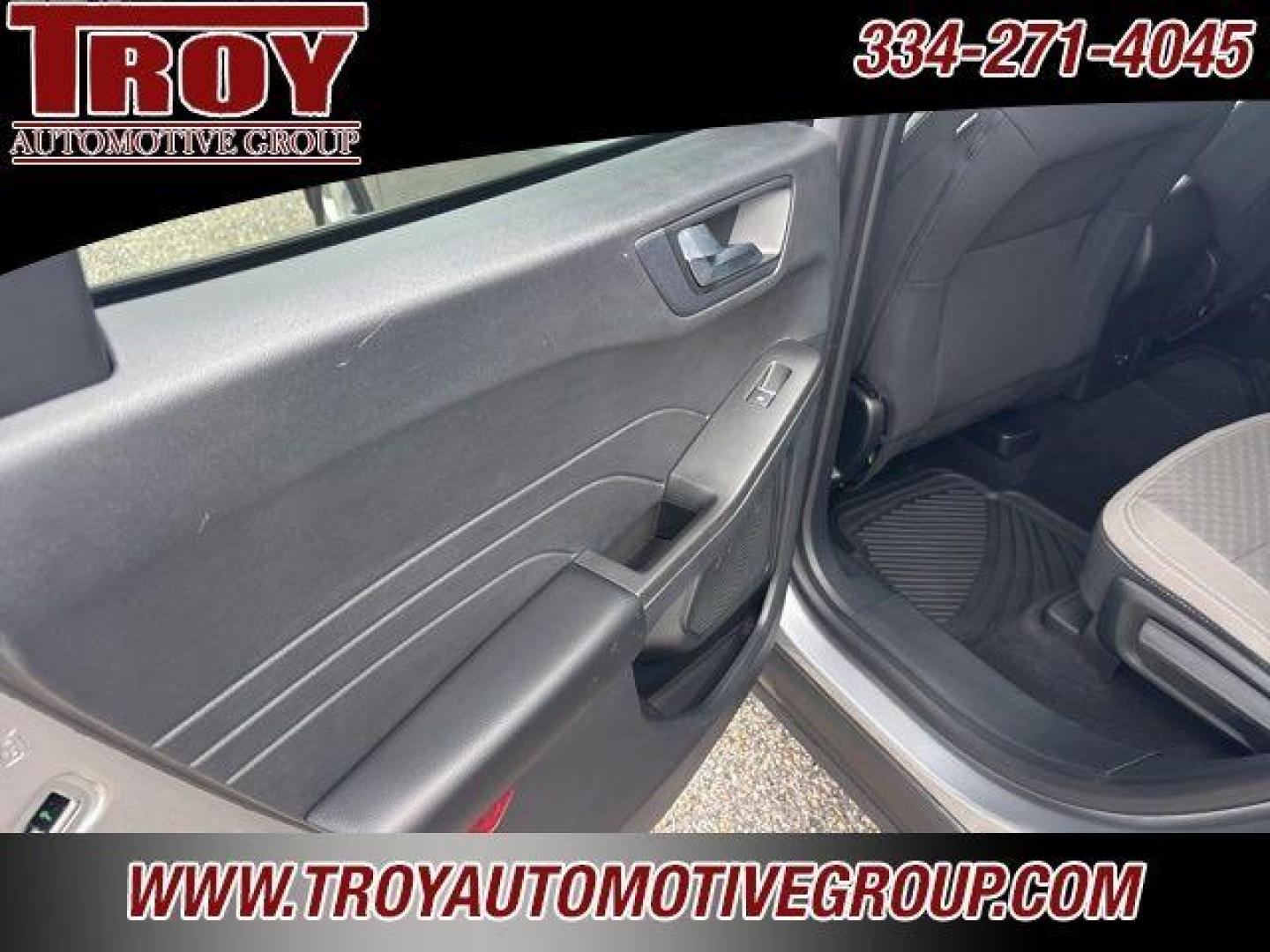 2021 Silver Metallic /Gray Ford Escape SE (1FMCU0G67MU) with an 1.5L EcoBoost engine, Automatic transmission, located at 6812 Atlanta Hwy, Montgomery, AL, 36117, (334) 271-4045, 32.382118, -86.178673 - Recent Arrival! Priced below KBB Fair Purchase Price!<br><br>Silver Metallic 2021 Ford Escape SE FWD 1.5L EcoBoost 8-Speed Automatic<br><br>Financing Available---Top Value for Trades.<br><br>Odometer is 35718 miles below market average! 28/34 City/Highway MPG - Photo#29