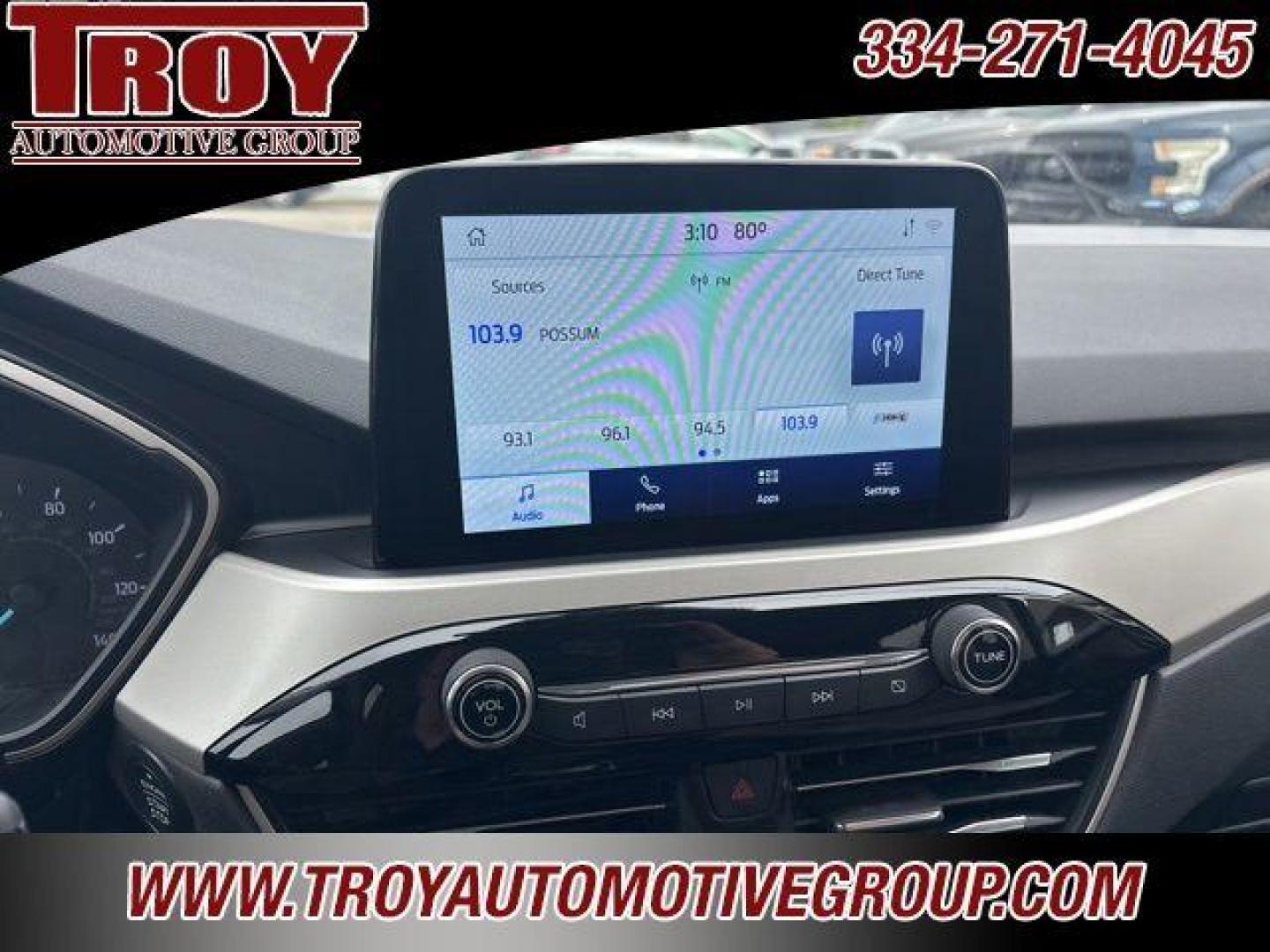 2021 Silver Metallic /Gray Ford Escape SE (1FMCU0G67MU) with an 1.5L EcoBoost engine, Automatic transmission, located at 6812 Atlanta Hwy, Montgomery, AL, 36117, (334) 271-4045, 32.382118, -86.178673 - Recent Arrival! Priced below KBB Fair Purchase Price!<br><br>Silver Metallic 2021 Ford Escape SE FWD 1.5L EcoBoost 8-Speed Automatic<br><br>Financing Available---Top Value for Trades.<br><br>Odometer is 35718 miles below market average! 28/34 City/Highway MPG - Photo#35