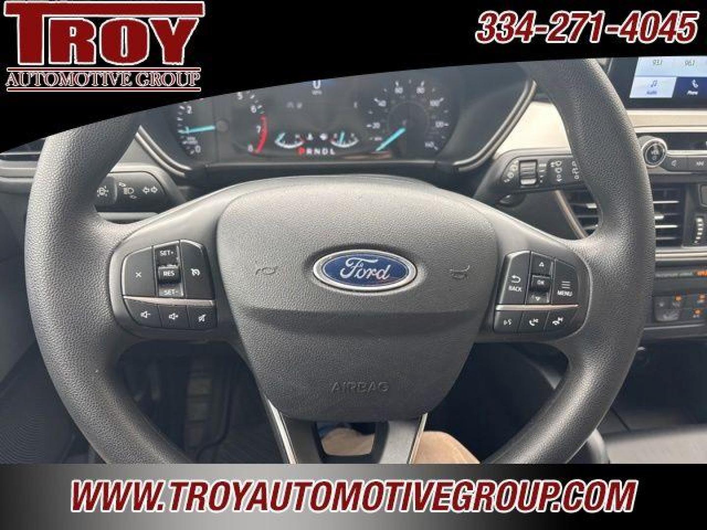 2021 Silver Metallic /Gray Ford Escape SE (1FMCU0G67MU) with an 1.5L EcoBoost engine, Automatic transmission, located at 6812 Atlanta Hwy, Montgomery, AL, 36117, (334) 271-4045, 32.382118, -86.178673 - Recent Arrival! Priced below KBB Fair Purchase Price!<br><br>Silver Metallic 2021 Ford Escape SE FWD 1.5L EcoBoost 8-Speed Automatic<br><br>Financing Available---Top Value for Trades.<br><br>Odometer is 35718 miles below market average! 28/34 City/Highway MPG - Photo#41