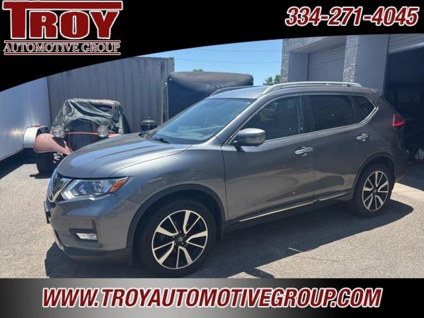 2019 Gun Metallic /Charcoal Nissan Rogue SL (5N1AT2MV7KC) with an 2.5L I4 DOHC 16V engine, CVT transmission, located at 6812 Atlanta Hwy, Montgomery, AL, 36117, (334) 271-4045, 32.382118, -86.178673 - Gun Metallic 2019 Nissan Rogue SL AWD 2.5L I4 DOHC 16V CVT with Xtronic<br><br>Financing Available---Top Value for Trades.<br><br>Odometer is 11284 miles below market average! 25/32 City/Highway MPG- Photo#1