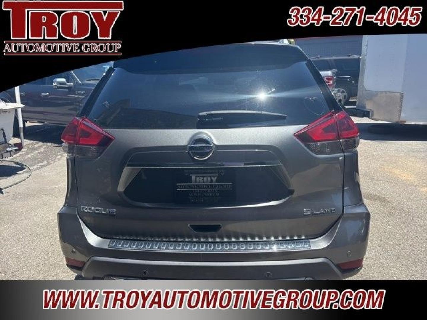 2019 Gun Metallic /Charcoal Nissan Rogue SL (5N1AT2MV7KC) with an 2.5L I4 DOHC 16V engine, CVT transmission, located at 6812 Atlanta Hwy, Montgomery, AL, 36117, (334) 271-4045, 32.382118, -86.178673 - Gun Metallic 2019 Nissan Rogue SL AWD 2.5L I4 DOHC 16V CVT with Xtronic<br><br>Financing Available---Top Value for Trades.<br><br>Odometer is 11284 miles below market average! 25/32 City/Highway MPG- Photo#6