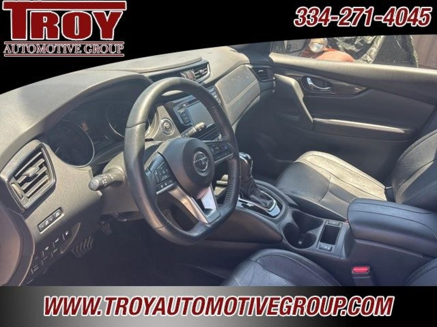 2019 Gun Metallic /Charcoal Nissan Rogue SL (5N1AT2MV7KC) with an 2.5L I4 DOHC 16V engine, CVT transmission, located at 6812 Atlanta Hwy, Montgomery, AL, 36117, (334) 271-4045, 32.382118, -86.178673 - Gun Metallic 2019 Nissan Rogue SL AWD 2.5L I4 DOHC 16V CVT with Xtronic<br><br>Financing Available---Top Value for Trades.<br><br>Odometer is 11284 miles below market average! 25/32 City/Highway MPG- Photo#10
