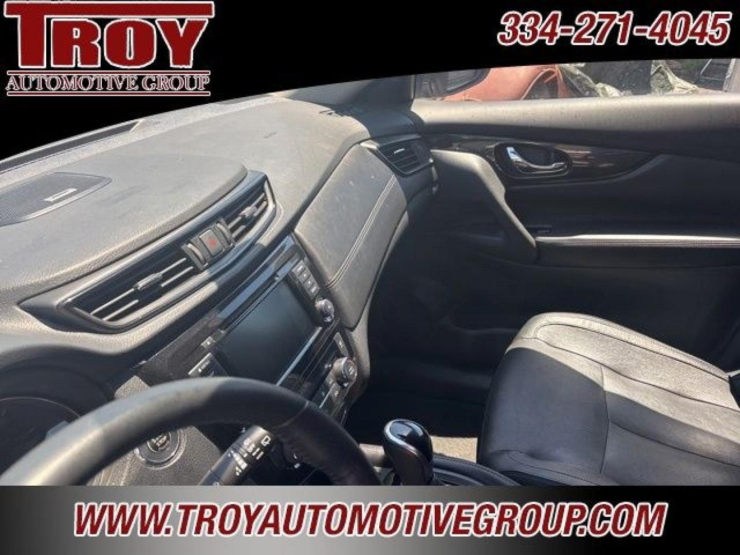 2019 Gun Metallic /Charcoal Nissan Rogue SL (5N1AT2MV7KC) with an 2.5L I4 DOHC 16V engine, CVT transmission, located at 6812 Atlanta Hwy, Montgomery, AL, 36117, (334) 271-4045, 32.382118, -86.178673 - Gun Metallic 2019 Nissan Rogue SL AWD 2.5L I4 DOHC 16V CVT with Xtronic<br><br>Financing Available---Top Value for Trades.<br><br>Odometer is 11284 miles below market average! 25/32 City/Highway MPG- Photo#13