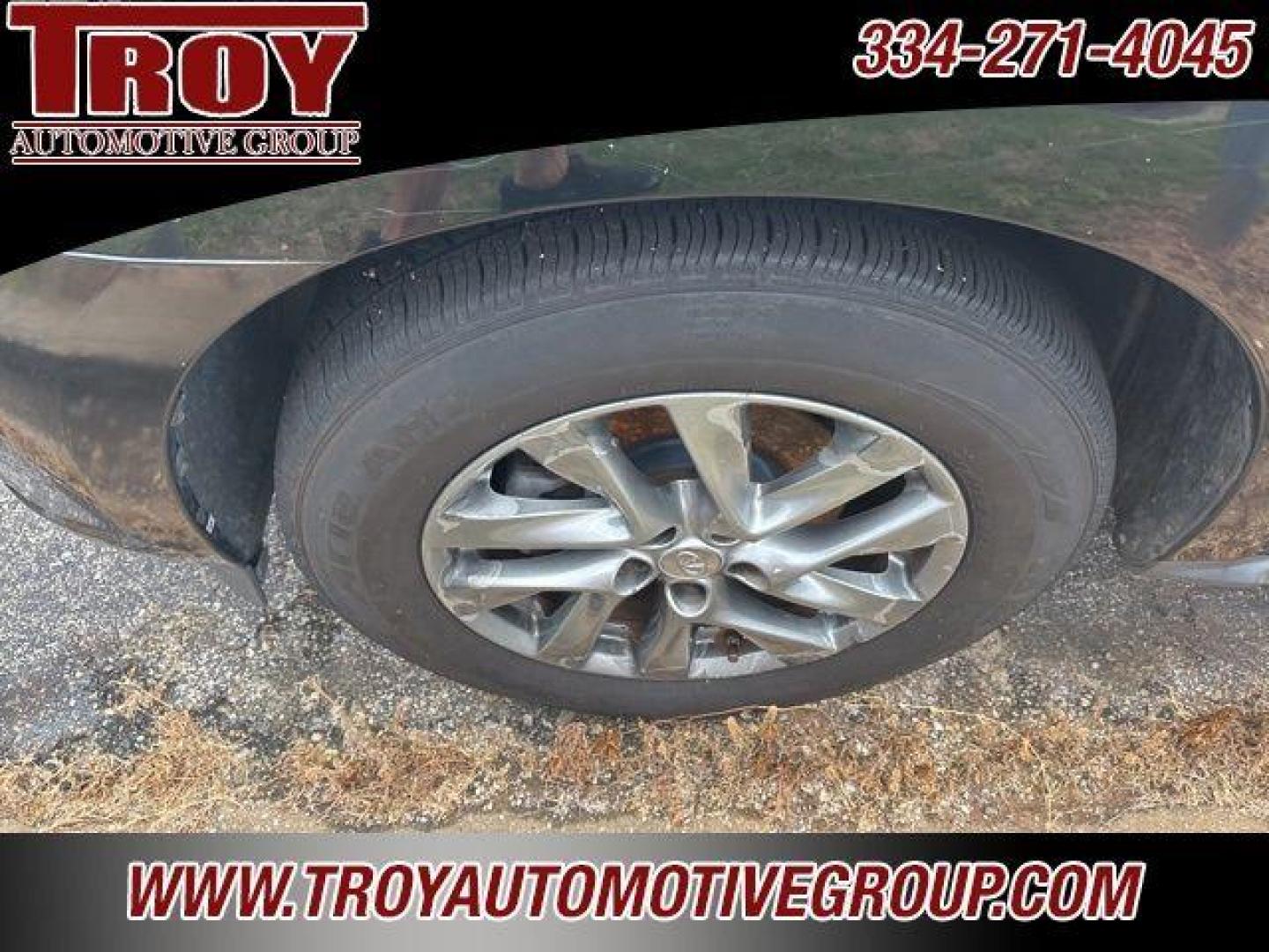 2014 Black Obsidian /Wheat INFINITI QX60 Base (5N1AL0MN3EC) with an 3.5L V6 engine, CVT transmission, located at 6812 Atlanta Hwy, Montgomery, AL, 36117, (334) 271-4045, 32.382118, -86.178673 - Black Obsidian 2014 INFINITI QX60 FWD 3.5L V6 Sport-Tuned CVT<br><br>Financing Available---Top Value for Trades.<br><br>Odometer is 8385 miles below market average! 20/26 City/Highway MPG<br><br><br>Reviews:<br> * Ample passenger room in all three rows; smooth and quite ride; classy interior design - Photo#20