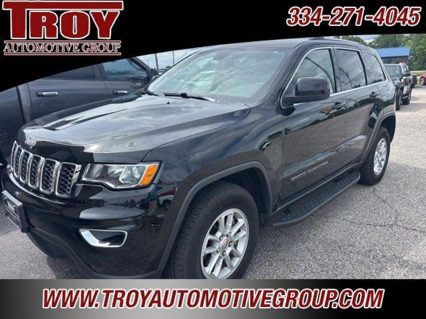 2020 Diamond Black Crystal Pearlcoat /Black Jeep Grand Cherokee Laredo E (1C4RJFAGXLC) with an 3.6L V6 24V VVT engine, Automatic transmission, located at 6812 Atlanta Hwy, Montgomery, AL, 36117, (334) 271-4045, 32.382118, -86.178673 - Photo#3