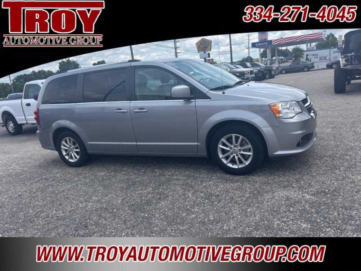 2019 Billet Clearcoat /Black/Light Graystone Dodge Grand Caravan SXT (2C4RDGCG9KR) with an 3.6L 6-Cylinder SMPI Flex Fuel DOHC engine, Automatic transmission, located at 6812 Atlanta Hwy, Montgomery, AL, 36117, (334) 271-4045, 32.382118, -86.178673 - Billet Silver Metallic Clearcoat 2019 Dodge Grand Caravan SXT FWD 3.6L 6-Cylinder SMPI Flex Fuel DOHC 6-Speed Automatic<br><br>Financing Available---Top Value for Trades.<br><br><br>Awards:<br> * 2019 KBB.com Brand Image Awards- Photo#8