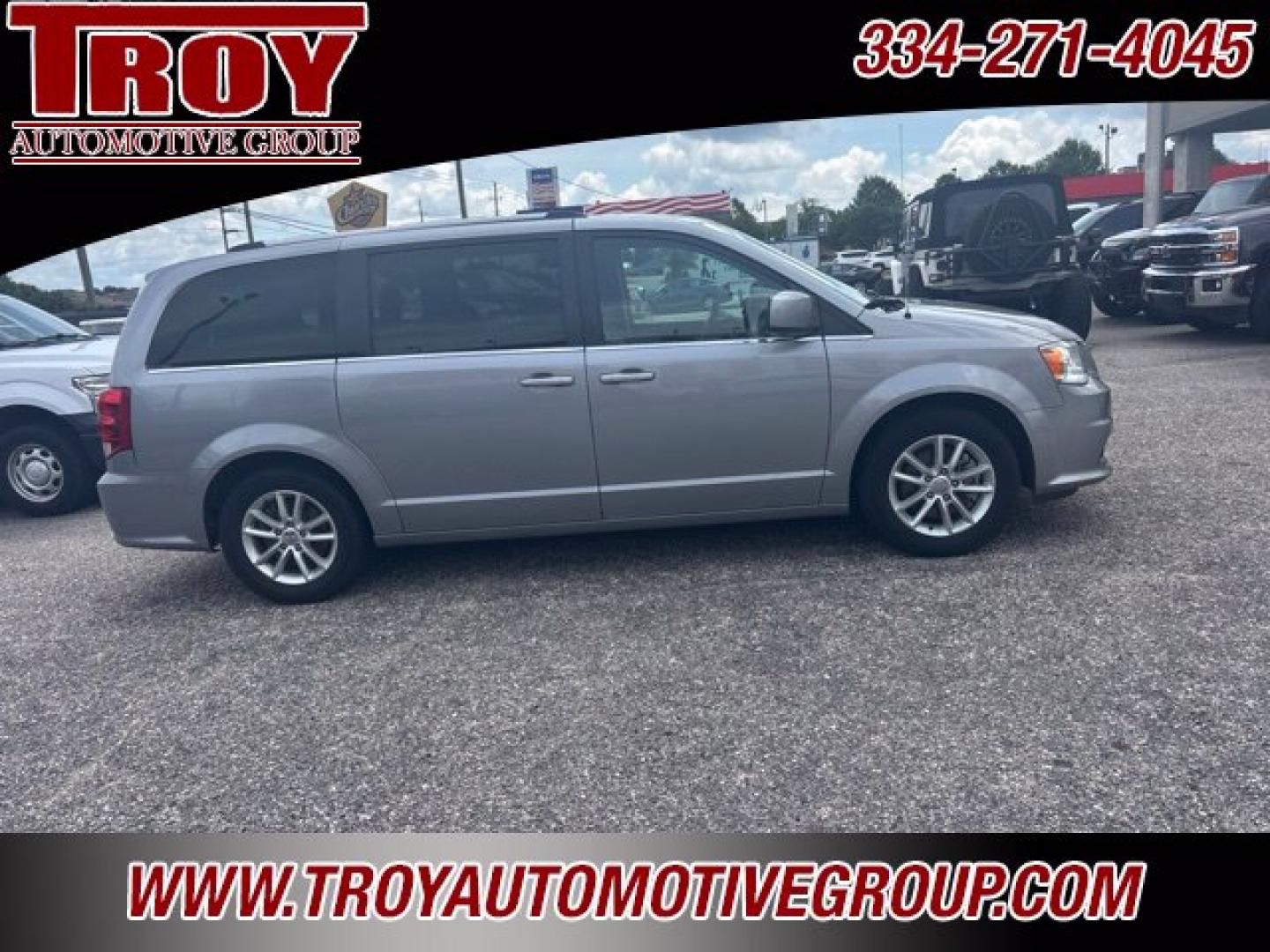 2019 Billet Clearcoat /Black/Light Graystone Dodge Grand Caravan SXT (2C4RDGCG9KR) with an 3.6L 6-Cylinder SMPI Flex Fuel DOHC engine, Automatic transmission, located at 6812 Atlanta Hwy, Montgomery, AL, 36117, (334) 271-4045, 32.382118, -86.178673 - Billet Silver Metallic Clearcoat 2019 Dodge Grand Caravan SXT FWD 3.6L 6-Cylinder SMPI Flex Fuel DOHC 6-Speed Automatic<br><br>Financing Available---Top Value for Trades.<br><br><br>Awards:<br> * 2019 KBB.com Brand Image Awards- Photo#9
