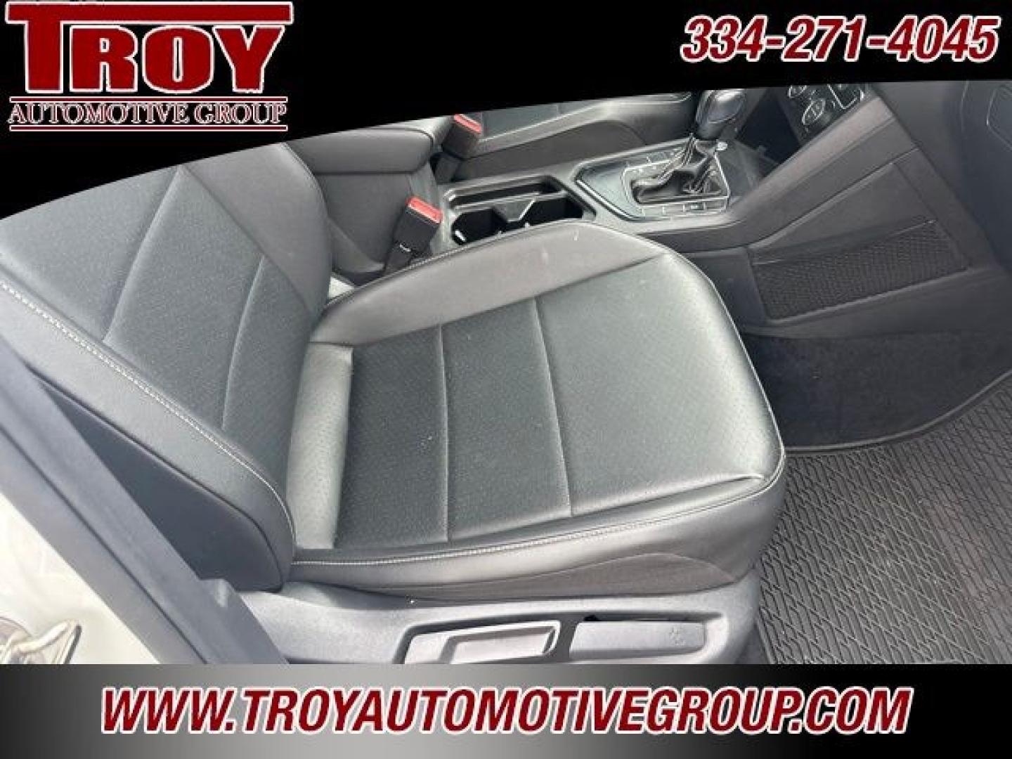 2021 Pure White /Titan Black Volkswagen Tiguan 2.0T SE (3VV3B7AXXMM) with an 2.0L TSI DOHC engine, Automatic transmission, located at 6812 Atlanta Hwy, Montgomery, AL, 36117, (334) 271-4045, 32.382118, -86.178673- Photo#14