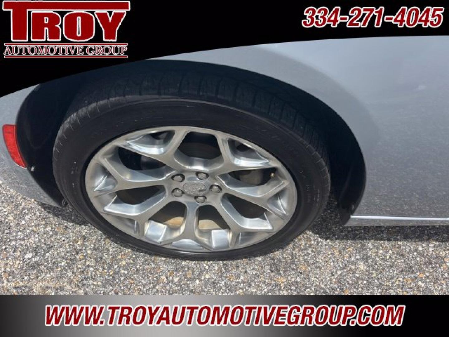 2022 Smoke /Black Dodge Charger SXT (2C3CDXBG8NH) with an 3.6L V6 SMPI DOHC 24V LEV II 292hp engine, Automatic transmission, located at 6812 Atlanta Hwy, Montgomery, AL, 36117, (334) 271-4045, 32.382118, -86.178673 - Smoke Show 2022 Dodge Charger SXT RWD 3.6L V6 SMPI DOHC 24V LEV II 292hp 8-Speed Automatic<br><br>Financing Available---Top Value for Trades.<br><br>19/30 City/Highway MPG- Photo#17