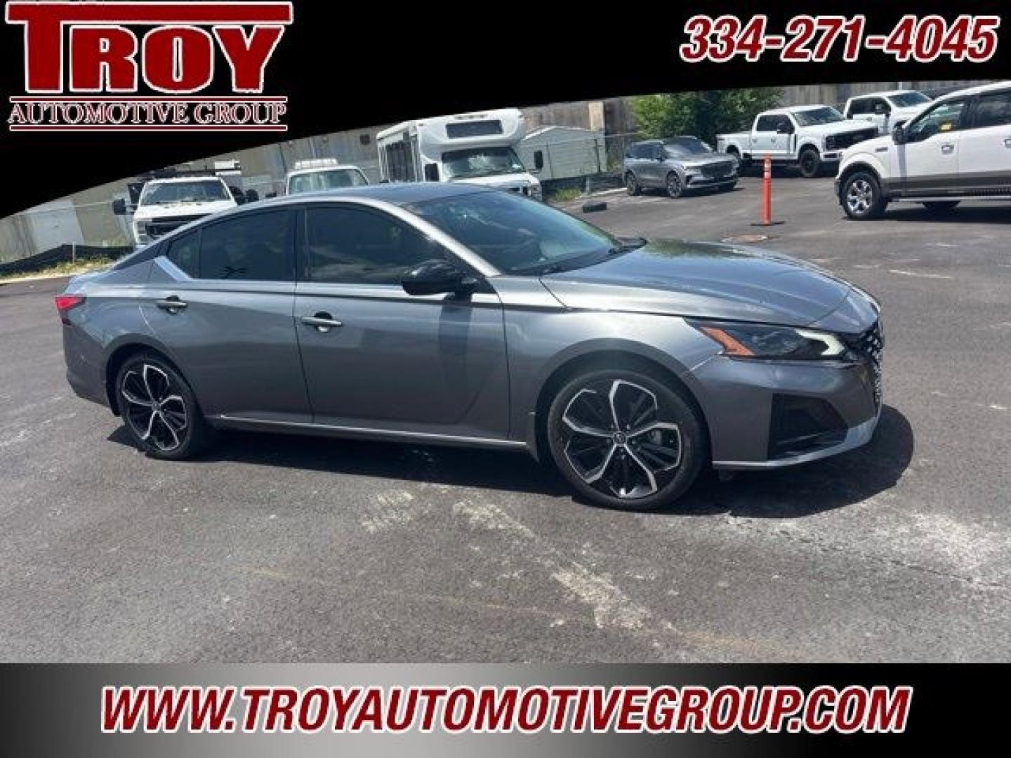 2023 Gun Metallic /Sport Nissan Altima 2.5 SR (1N4BL4CV9PN) with an 2.5L 4-Cylinder DOHC 16V engine, CVT transmission, located at 6812 Atlanta Hwy, Montgomery, AL, 36117, (334) 271-4045, 32.382118, -86.178673 - Gun Metallic 2023 Nissan Altima 2.5 SR FWD 2.5L 4-Cylinder DOHC 16V CVT with Xtronic<br><br>Financing Available---Top Value for Trades.<br><br>27/37 City/Highway MPG- Photo#8