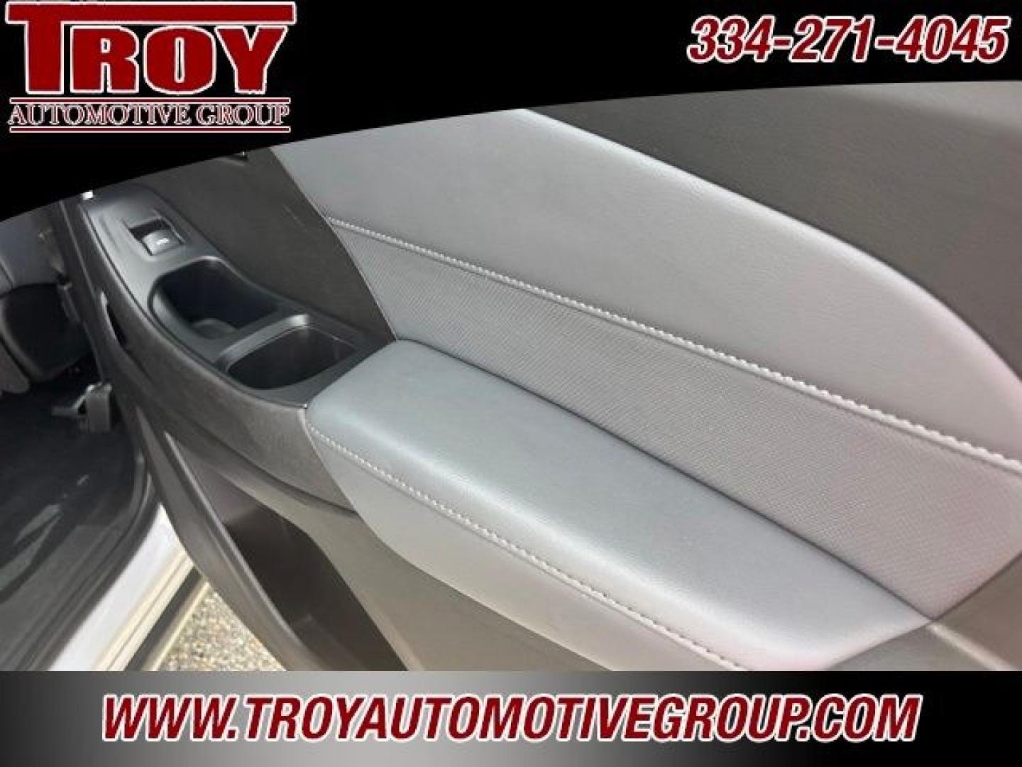 2021 Pearl /Jet Black/Dark Galvanized Chevrolet Traverse Premier (1GNERKKW1MJ) with an 3.6L V6 SIDI VVT engine, Automatic transmission, located at 6812 Atlanta Hwy, Montgomery, AL, 36117, (334) 271-4045, 32.382118, -86.178673 - Priced below KBB Fair Purchase Price!<br><br>Iridescent Pearl Tricoat 2021 Chevrolet Traverse Premier FWD 3.6L V6 SIDI VVT 9-Speed Automatic<br><br>Financing Available---Top Value for Trades.<br><br>Odometer is 41049 miles below market average! 18/27 City/Highway MPG<br><br><br>Awards:<br> * 2021 I- Photo#23