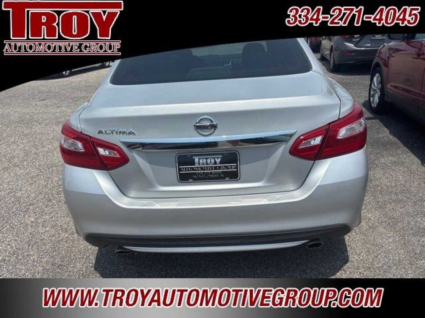2017 Brilliant Silver /Charcoal Nissan Altima 2.5 S (1N4AL3AP4HN) with an 2.5L 4-Cylinder DOHC 16V engine, CVT transmission, located at 6812 Atlanta Hwy, Montgomery, AL, 36117, (334) 271-4045, 32.382118, -86.178673- Photo#9