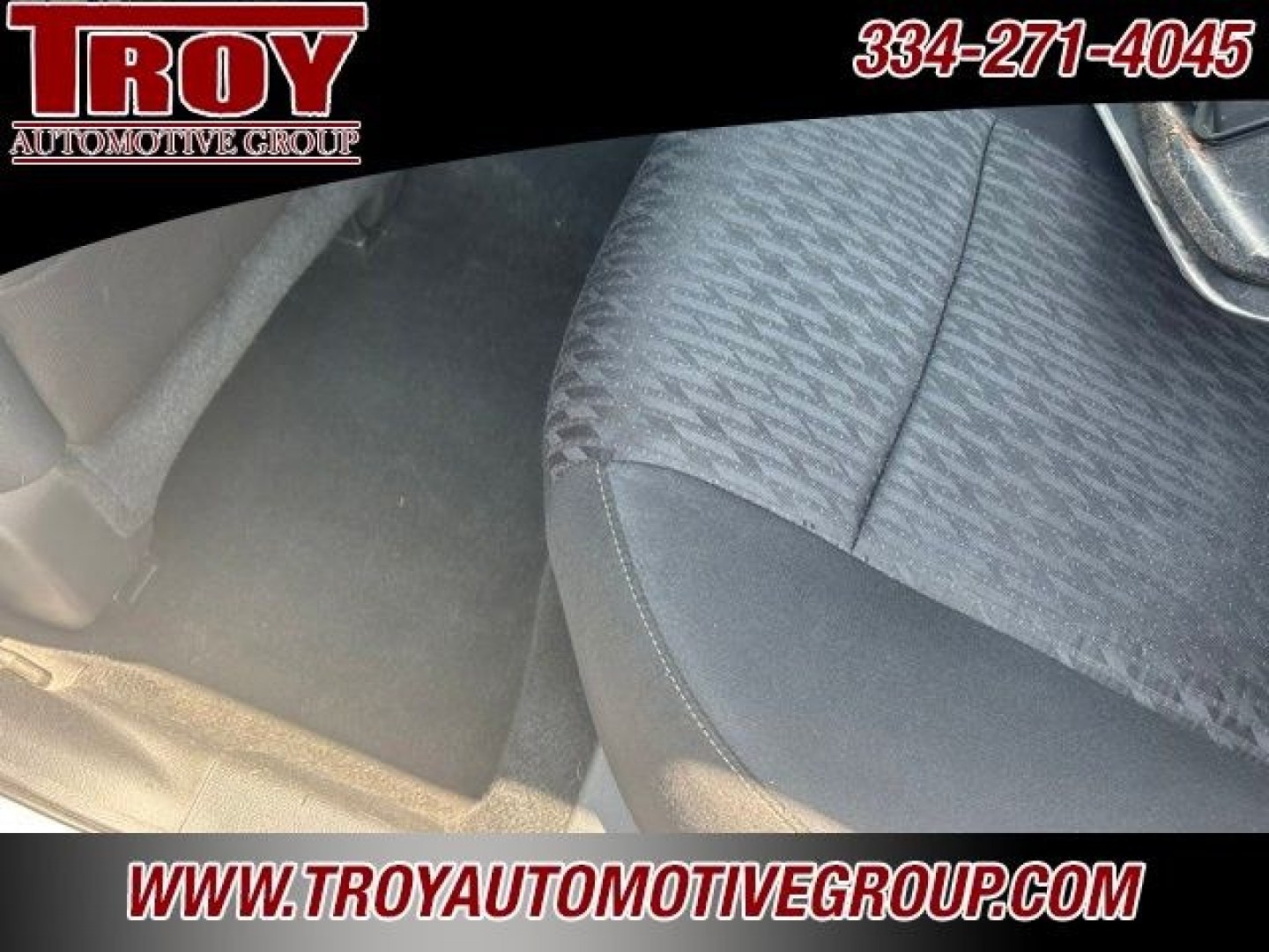 2017 Brilliant Silver /Charcoal Nissan Altima 2.5 S (1N4AL3AP4HN) with an 2.5L 4-Cylinder DOHC 16V engine, CVT transmission, located at 6812 Atlanta Hwy, Montgomery, AL, 36117, (334) 271-4045, 32.382118, -86.178673- Photo#12