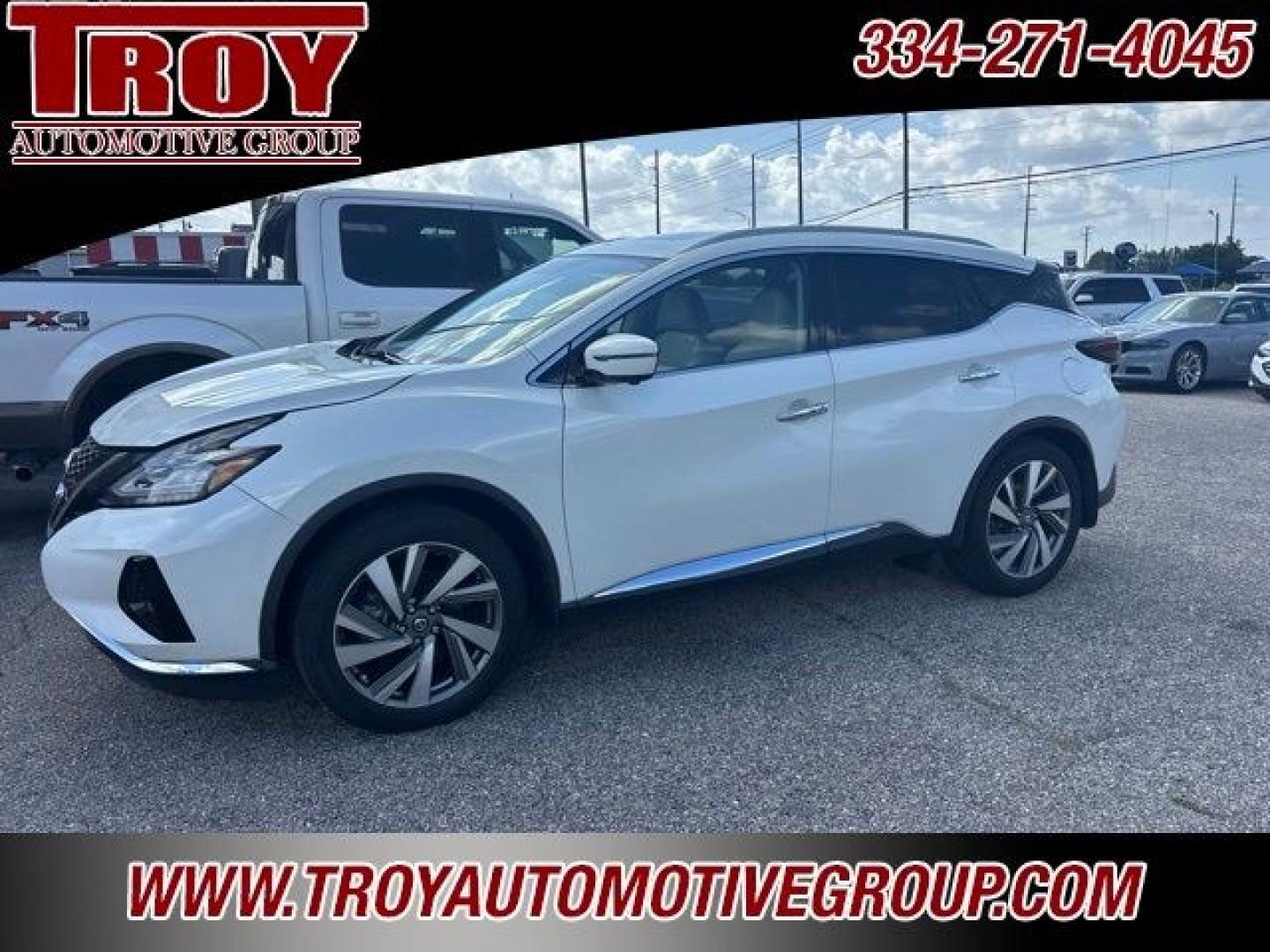 2020 Pearl White /Cashmere Nissan Murano SL (5N1AZ2CJ4LN) with an 3.5L V6 DOHC 24V engine, CVT transmission, located at 6812 Atlanta Hwy, Montgomery, AL, 36117, (334) 271-4045, 32.382118, -86.178673 - Pearl White Tricoat 2020 Nissan Murano SL FWD 3.5L V6 DOHC 24V CVT with Xtronic<br><br>Financing Available---Top Value for Trades.<br><br>Odometer is 40942 miles below market average! 20/28 City/Highway MPG<br><br><br>Awards:<br> * JD Power Initial Quality Study (IQS)- Photo#1