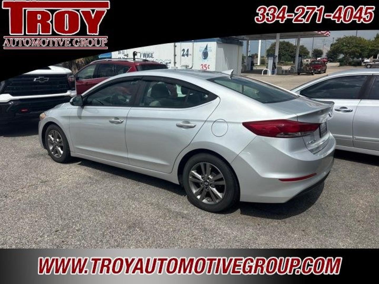2017 Silver /Gray Hyundai Elantra SE (5NPD84LF5HH) with an 2.0L 4-Cylinder DOHC 16V engine, Automatic transmission, located at 6812 Atlanta Hwy, Montgomery, AL, 36117, (334) 271-4045, 32.382118, -86.178673 - Recent Arrival!<br><br>Silver 2017 Hyundai Elantra SE FWD 2.0L 4-Cylinder DOHC 16V 6-Speed Automatic with Shiftronic<br><br>Financing Available---Top Value for Trades.<br><br>Odometer is 93978 miles below market average! 29/38 City/Highway MPG<br><br><br>Awards:<br> * 2017 KBB.com 10 Most Awarded B- Photo#3