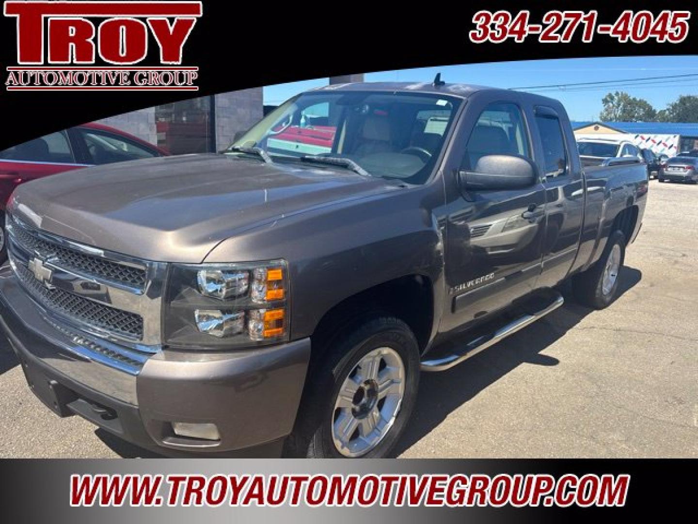 2007 Desert Brown Metallic /Lt Cashmere/Ebony Chevrolet Silverado 1500 LT (2GCEC19J371) with an Vortec 5.3L V8 SFI engine, Automatic transmission, located at 6812 Atlanta Hwy, Montgomery, AL, 36117, (334) 271-4045, 32.382118, -86.178673 - Desert Brown Metallic 2007 Chevrolet Silverado 1500 LT RWD LT1 Vortec 5.3L V8 SFI 4-Speed Automatic with Overdrive<br><br>Financing Available---Top Value for Trades.<br><br><br>Awards:<br> * NACTOY 2007 North American Truck of the Year- Photo#8