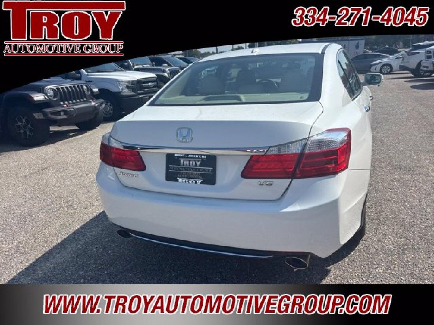 2014 White Orchid Pearl /Parchment Honda Accord EX-L (1HGCR3F89EA) with an 3.5L V6 SOHC i-VTEC 24V engine, Automatic transmission, located at 6812 Atlanta Hwy, Montgomery, AL, 36117, (334) 271-4045, 32.382118, -86.178673 - 1-Owner!!<br>Sunroof!!<br>2-Master Remote Entry Keys!!<br>V6!!- Photo#5